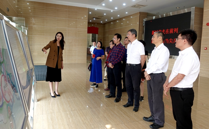 市档案馆馆长林扬率队赴深汕合作区考察学习